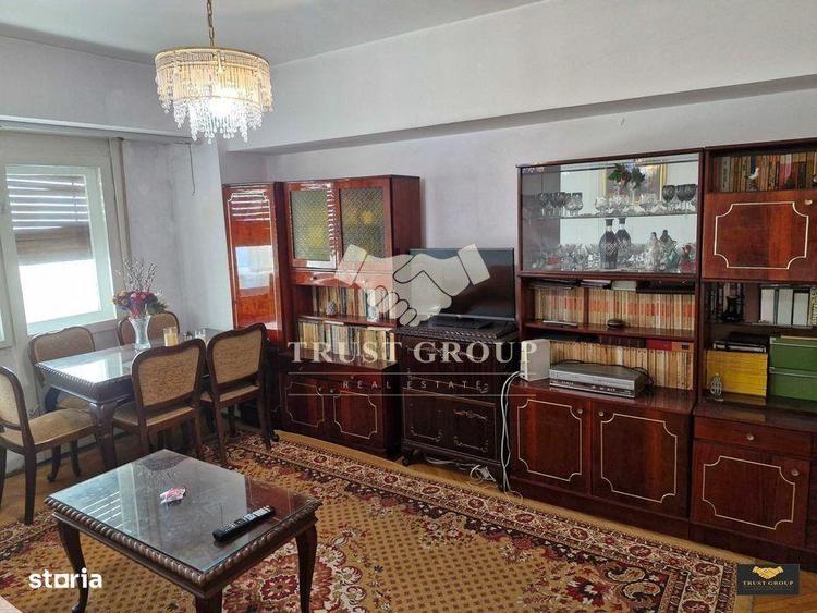 Apartament cu 3 camere decomandat în Domenii