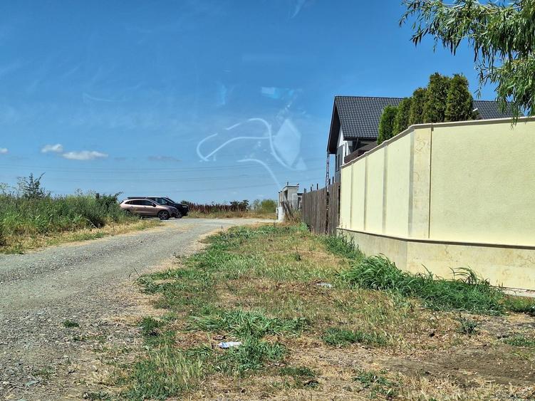 Teren Construcții intravilan de 573 mp, în Km 5