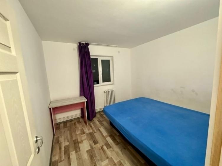Apartament cu 2 camere semidecomandat în Baza 3