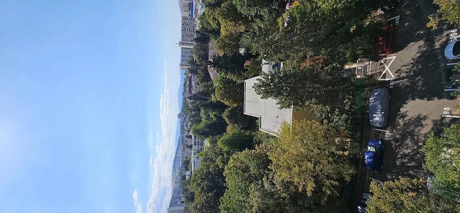 Garsonieră decomandată în Central
