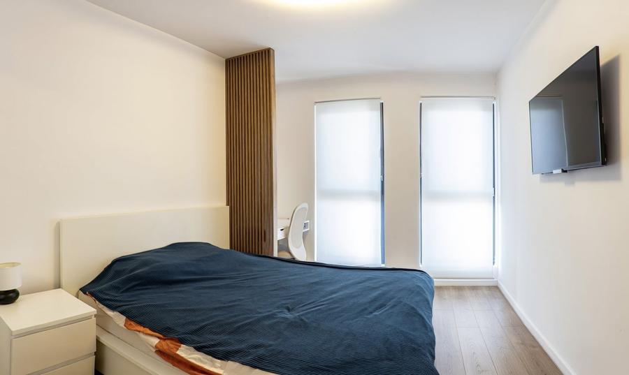 Apartament cu 2 camere semidecomandat, mobilat în Pipera