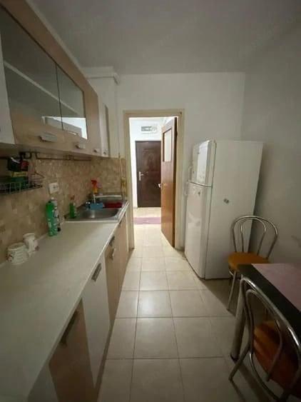 Apartament cu 2 camere semidecomandat în Baba Novac