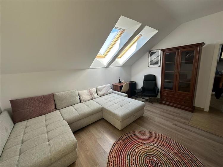 Apartament cu 2 camere decomandat în Dâmbovița