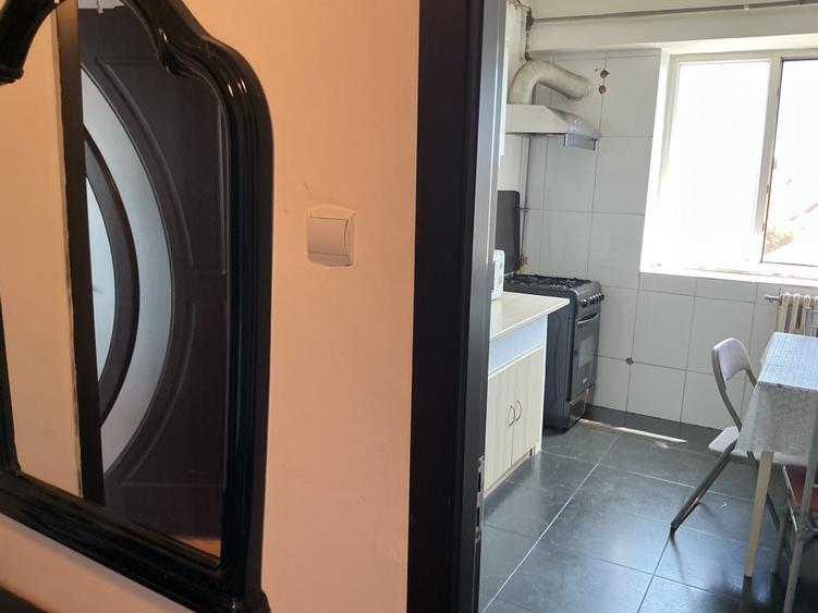 Apartament cu 2 camere decomandat suprafata 52mp etaj 7/10 - 4