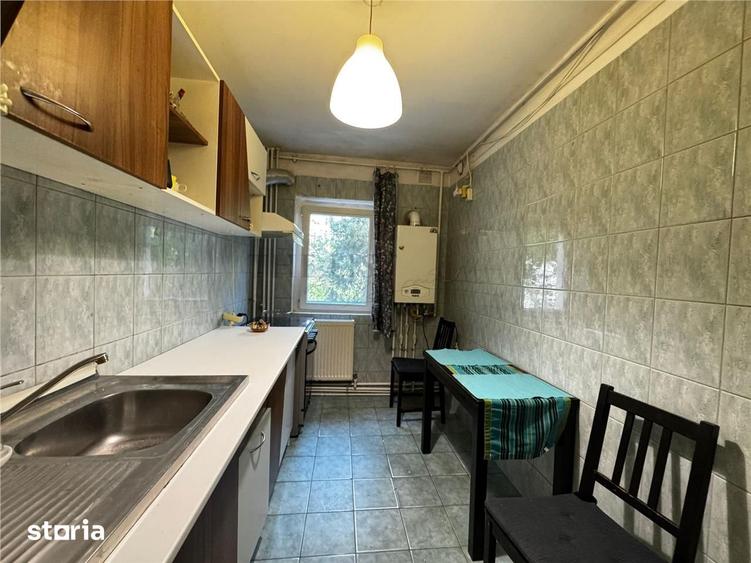 Apartament cu 2 camere decomandat în Colentina