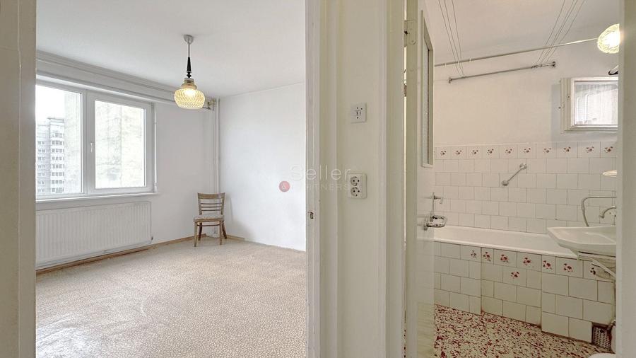 Apartament cu 3 camere decomandat în Griviței