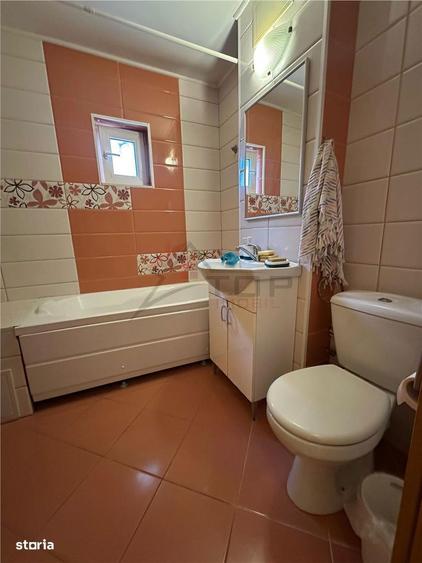 Apartament cu 2 camere decomandat în Nicolina