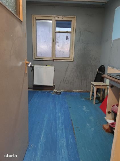 Apartament cu 3 camere decomandat în Rahova