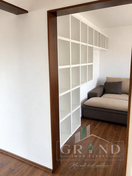 Apartament cu 3 camere decomandat, mobilat în Între Lacuri