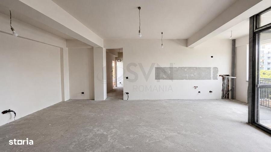 Apartament cu 3 camere semidecomandat în Ștefan cel Mare