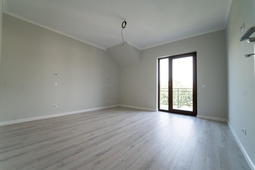 Casă individuală cu 4 camere cu Teren 400 Mp în Vânători