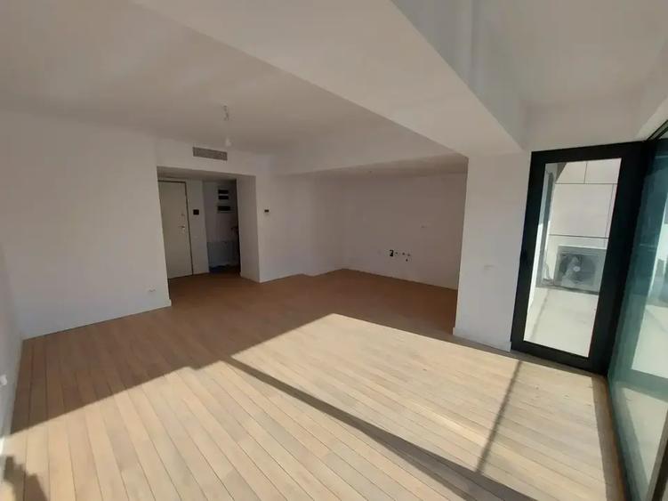 Apartament cu 3 camere decomandat în 13 Septembrie