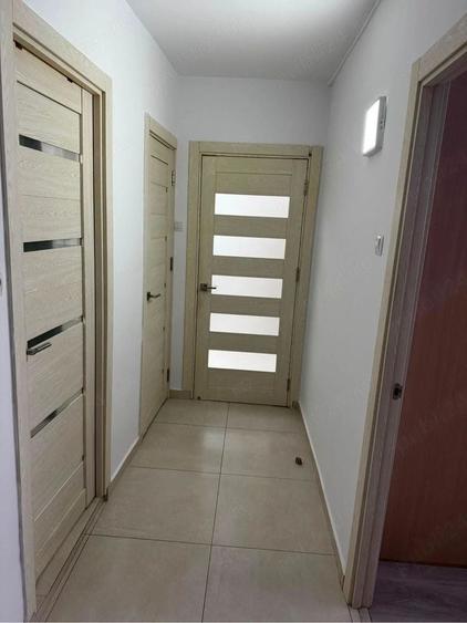 Apartament cu 2 camere decomandat, mobilat în Vitan