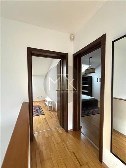 Duplex cu 4 camere cu Canalizare în Pipera