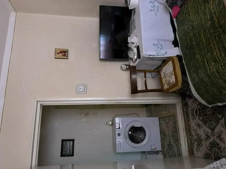 Apartament cu 3 camere decomandat în Vest