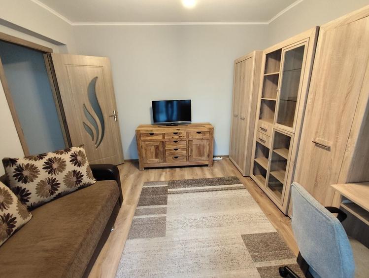 Inchiriez apartament doua camere - 4