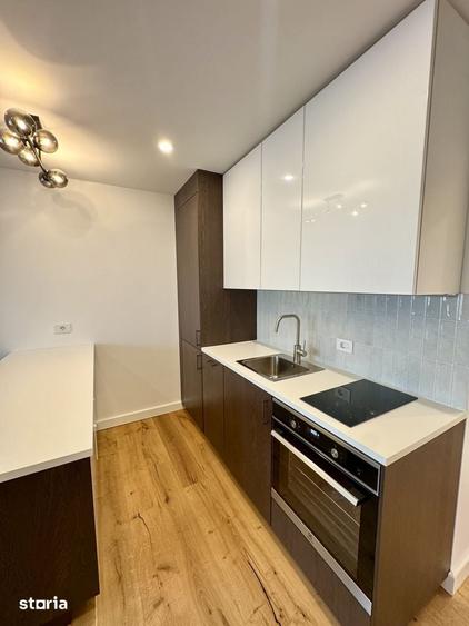 Apartament cu 3 camere decomandat în Intim