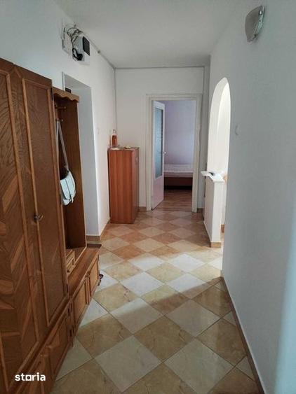 Apartament 2 camere chirie cart Solidaritatii - 1
