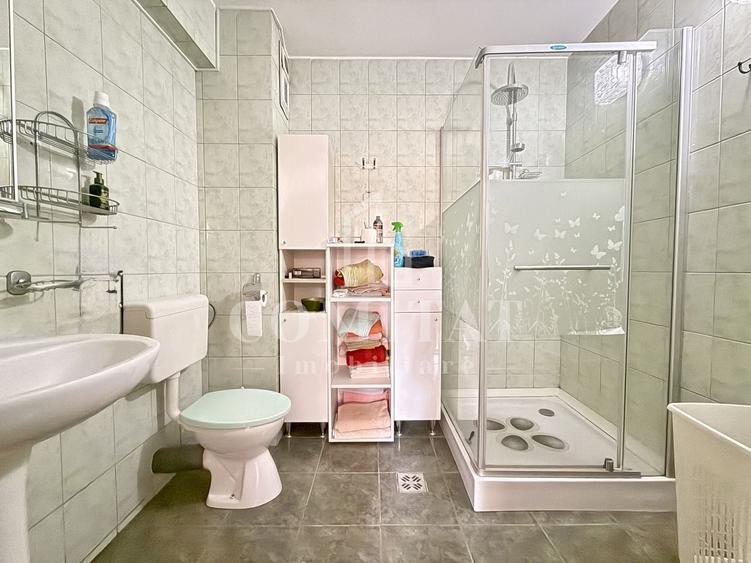 Casă individuală cu 4 camere cu Canalizare în Gheorgheni