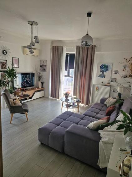 Apartament cu 2 camere decomandat în Energia
