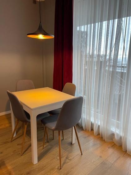 Apartament cu 2 camere semidecomandat, mobilat în Andrei Mureșanu