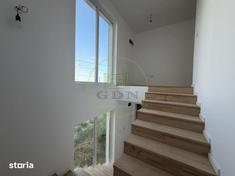 Casă cu 5 camere cu Teren 500 Mp în Ișalnița
