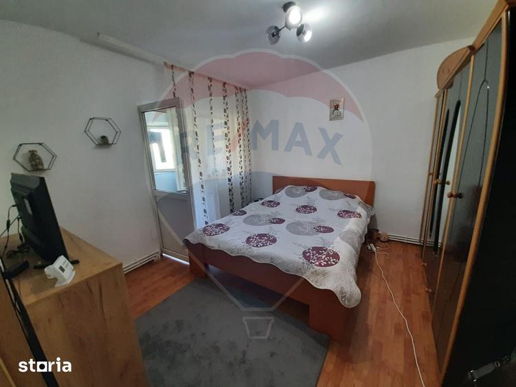 Apartament cu 2 camere, mobilat în Central