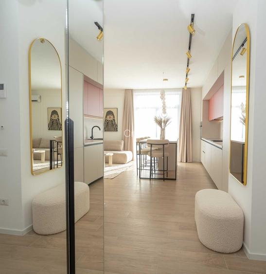 Proprietar inchiriez apartament 2 camere 55 mp