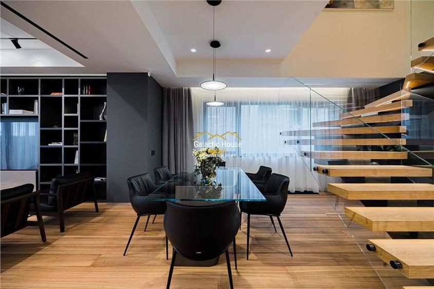 Apartament cu 5 camere decomandat, mobilat în Primăverii
