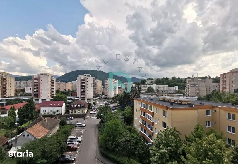 Apartament cu 3 camere decomandat în Griviței