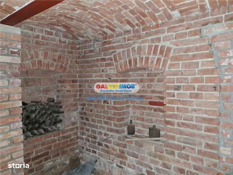 Casă cu 6 camere cu Teren 267 Mp în Ultracentral