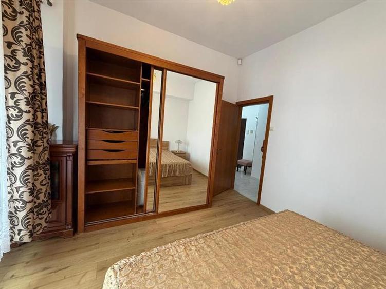 Apartament cu 2 camere decomandat, mobilat în Centrul Civic