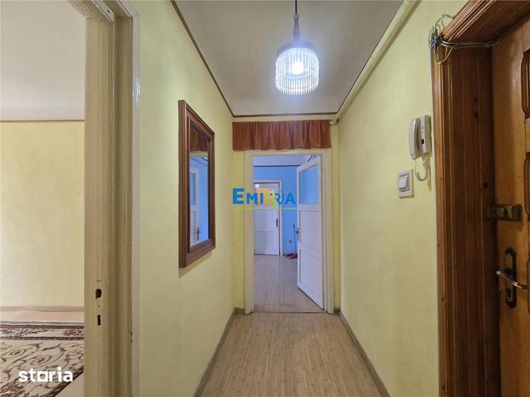 Apartament cu 2 camere semidecomandat în Ultracentral