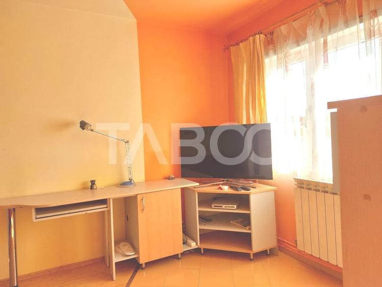 Apartament cu 2 camere nedecomandat, mobilat în Cisnădie