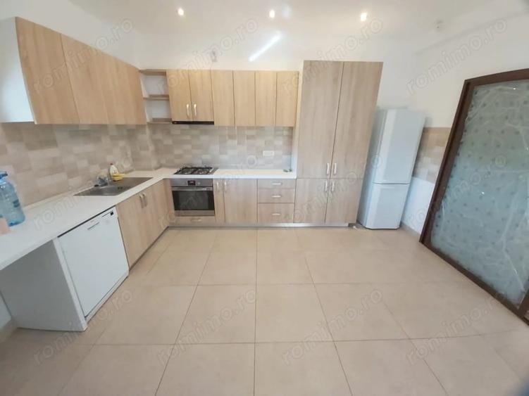 Casă cu Teren 750 Mp în Mehala