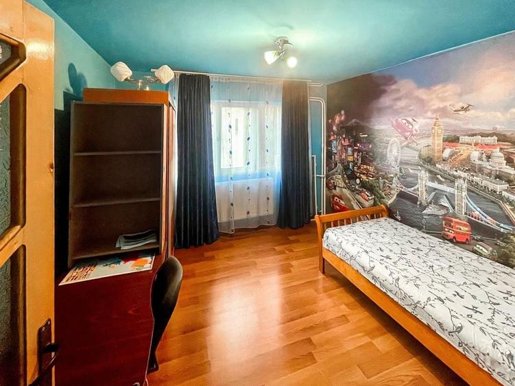 Apartament cu 3 camere decomandat, mobilat în Crihala