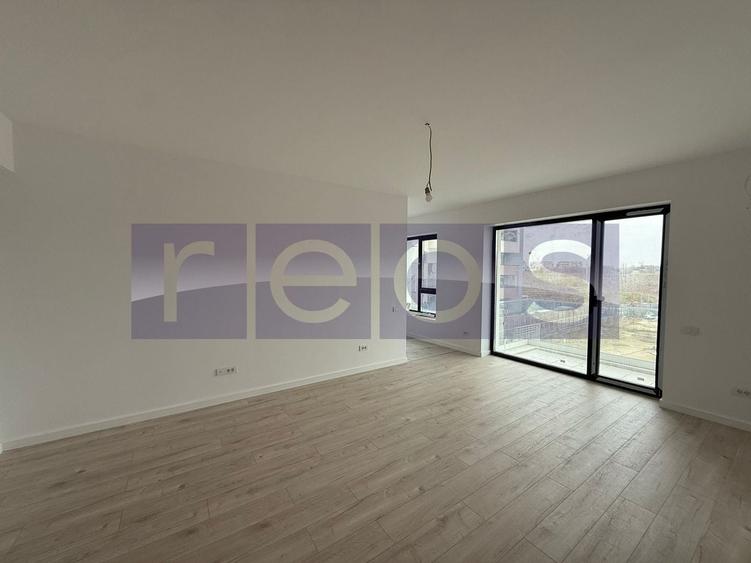 Apartament cu 2 camere semidecomandat în Sisești