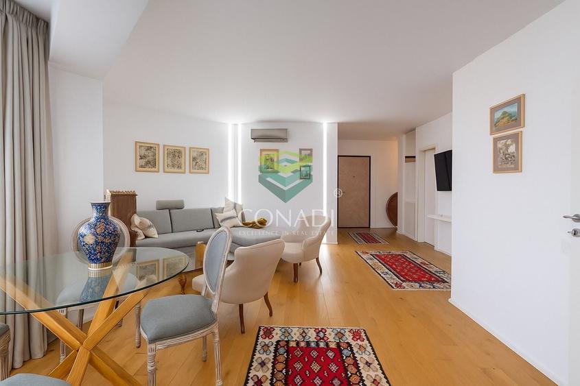 Apartament cu 3 camere semidecomandat, mobilat în P-ta Presei Libere