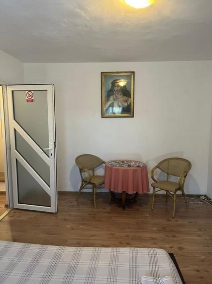 Apartament cu 2 camere semidecomandat, mobilat în Brazda lui Novac