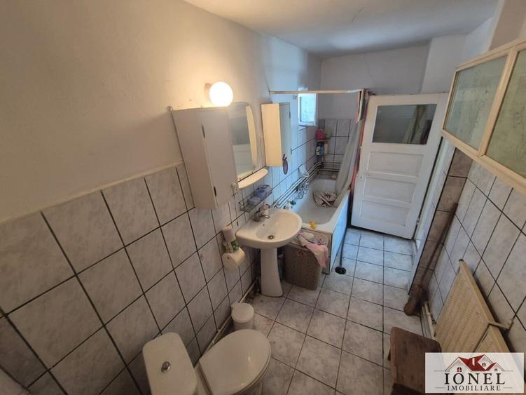 Casă individuală cu 3 camere cu Teren 700 Mp în Cricău