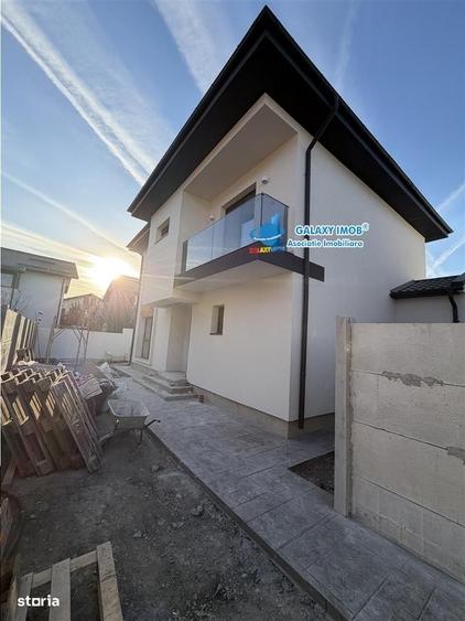 Casă cu 4 camere cu Teren 250 Mp în Central