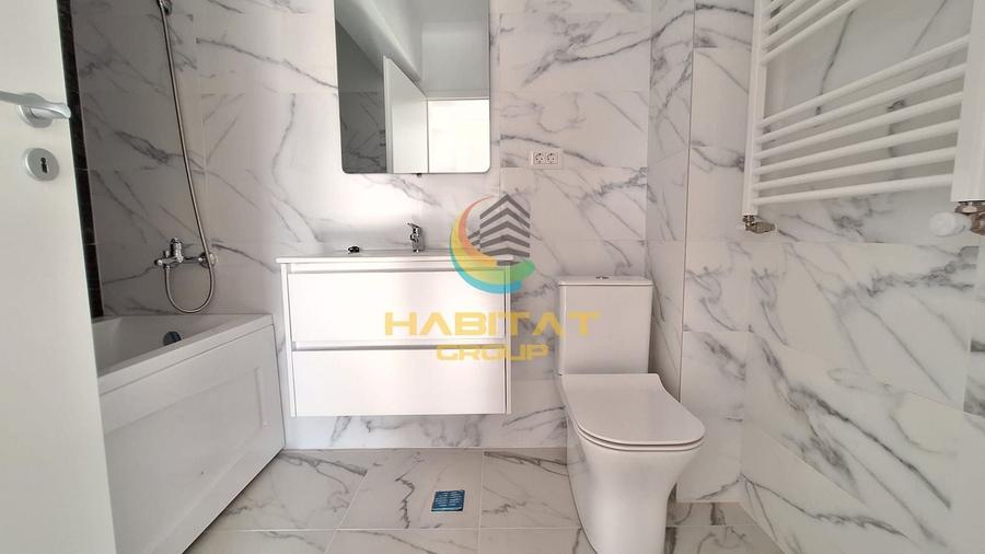 Apartament cu 3 camere semidecomandat în Berceni