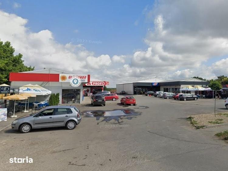 Spațiu comercial, de 1,706 mp, în Central