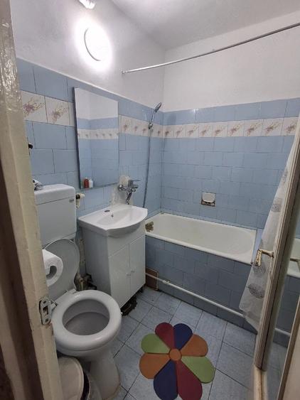 Apartament cu 2 camere semidecomandat în Viziru 1
