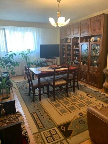 Apartament cu 4 camere decomandat în Ultracentral