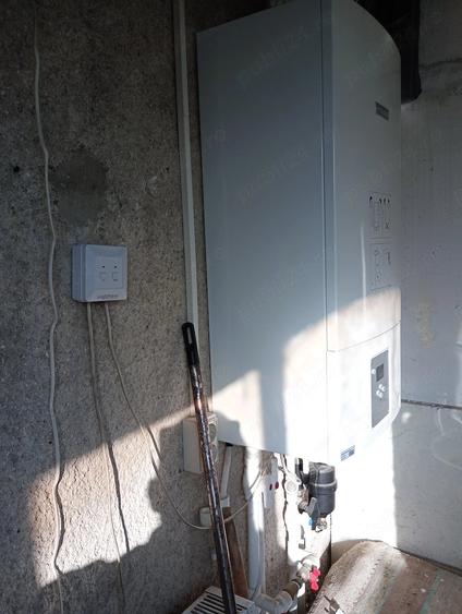 Apartament cu 3 camere decomandat în Mazepa 1