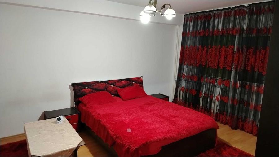 Garsonieră decomandată în Central