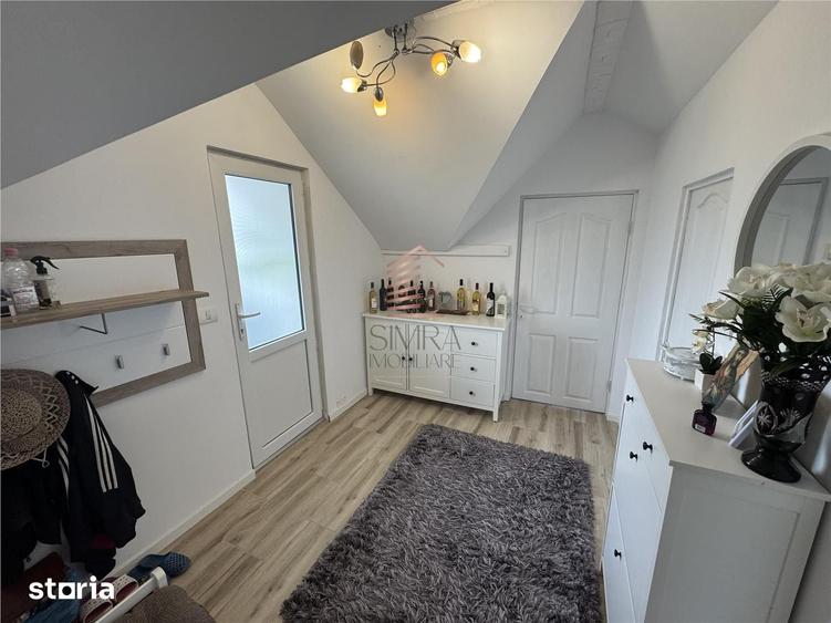 Casă cu 4 camere cu Teren 3300 Mp în Hidiș