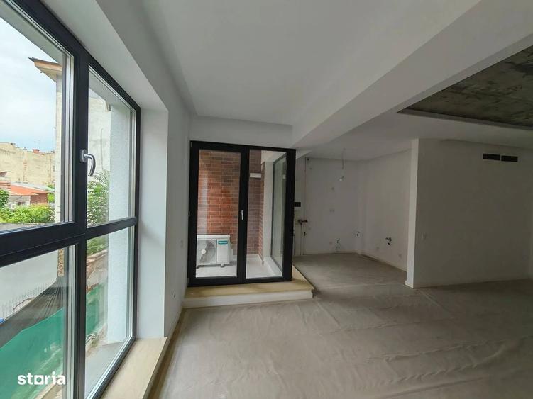 Apartament cu 2 camere semidecomandat în Pache Protopopescu