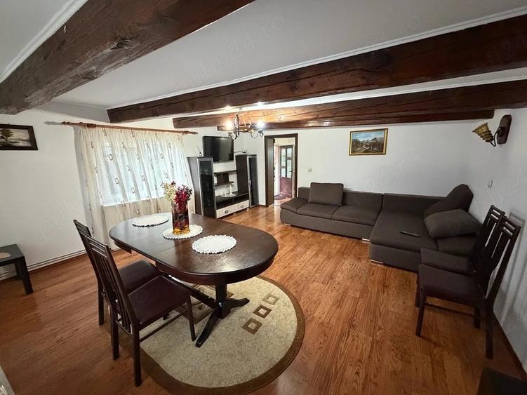 Casă cu 4 camere cu Teren 700 Mp în Central